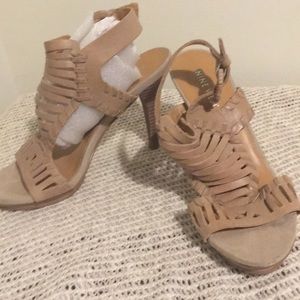 Ninewest nude leather woven heel/sandal